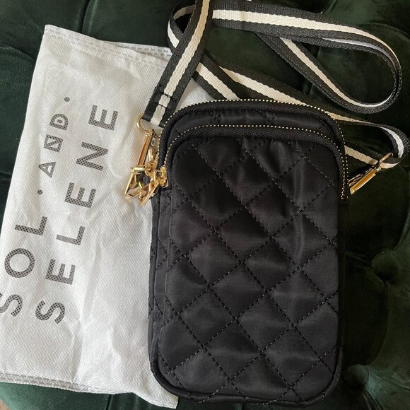 Sol and Selene Divide & Conquer Quilted Crossbody - Picture 3 of 6